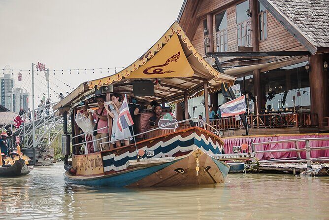 Discovery Pattaya Tour with Famous Attraction and Lunch - Morning photo stops: Walking Street and Bali Hai Pier