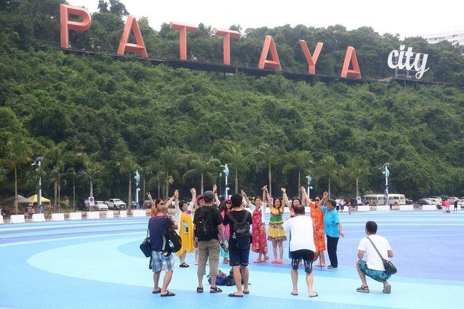 Pattaya City Tour : Big Buddha, Viewpoint & Gems Gallery - Khao Pattaya Viewpoint and Wat Kho Phra Bat: panoramic city + temple on the hill