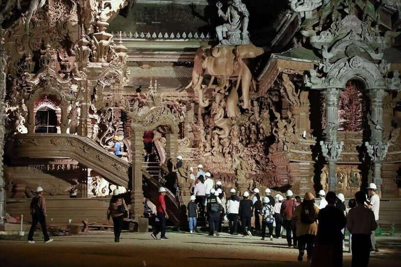 Pattaya: The Sanctuary of Truth Entry Ticket with Transfer - Who should book this Sanctuary of Truth tour?